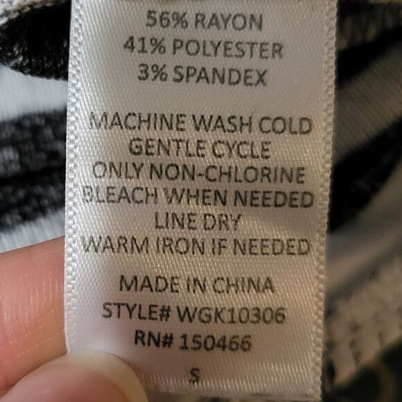 Market & Spruce white and heathered gray horizontal striped long sleeve shirt sm - Picture 8 of 8